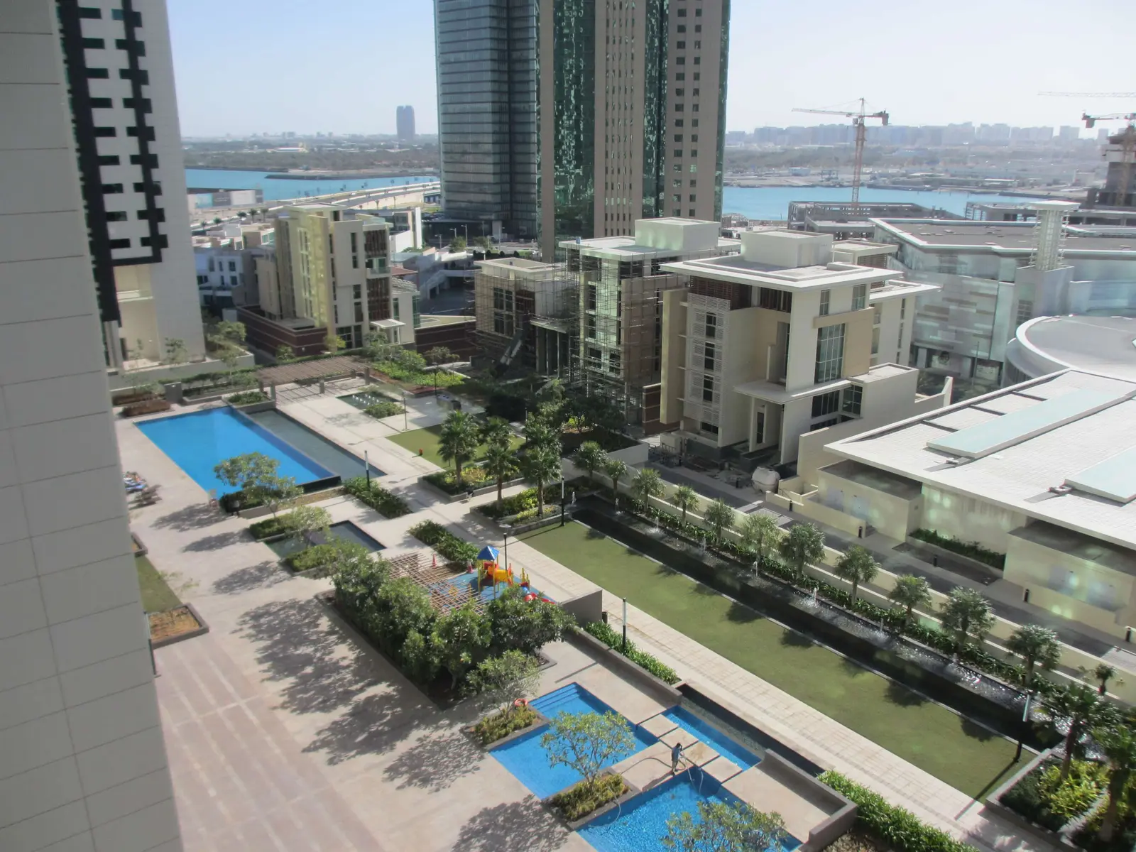 Night-time exterior view of Al Maha Tower, luxury Al Reem Island tower