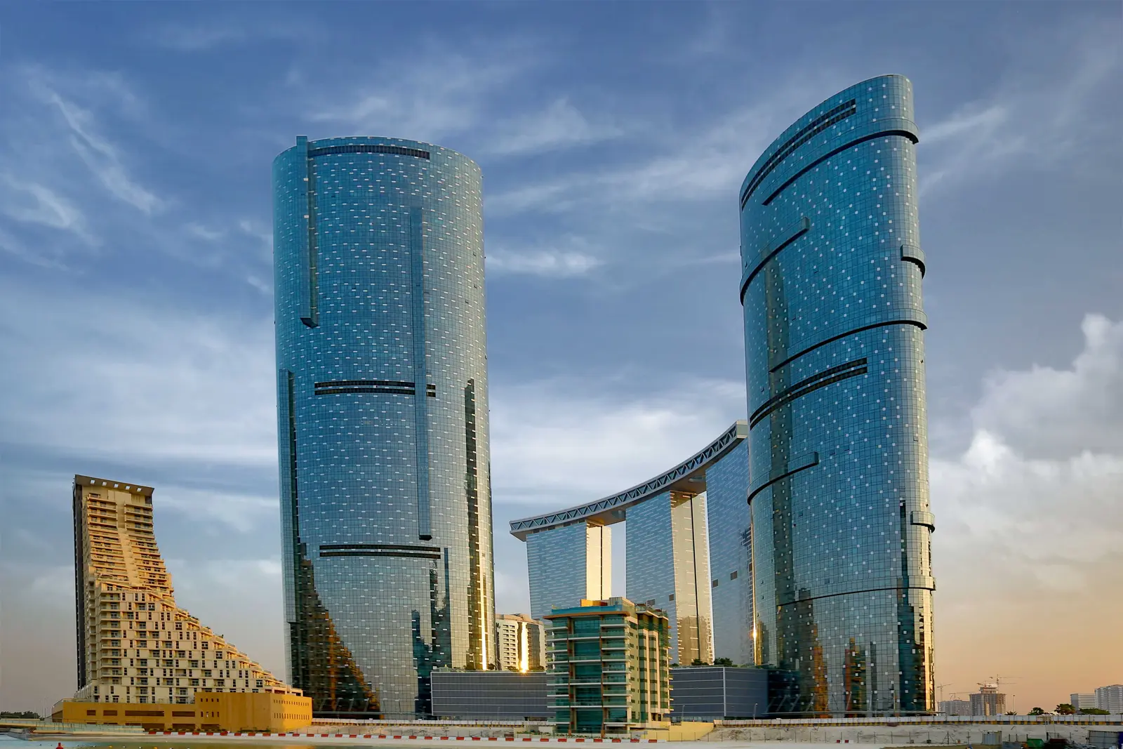 Sky Tower Al Reem Island (6).JPG