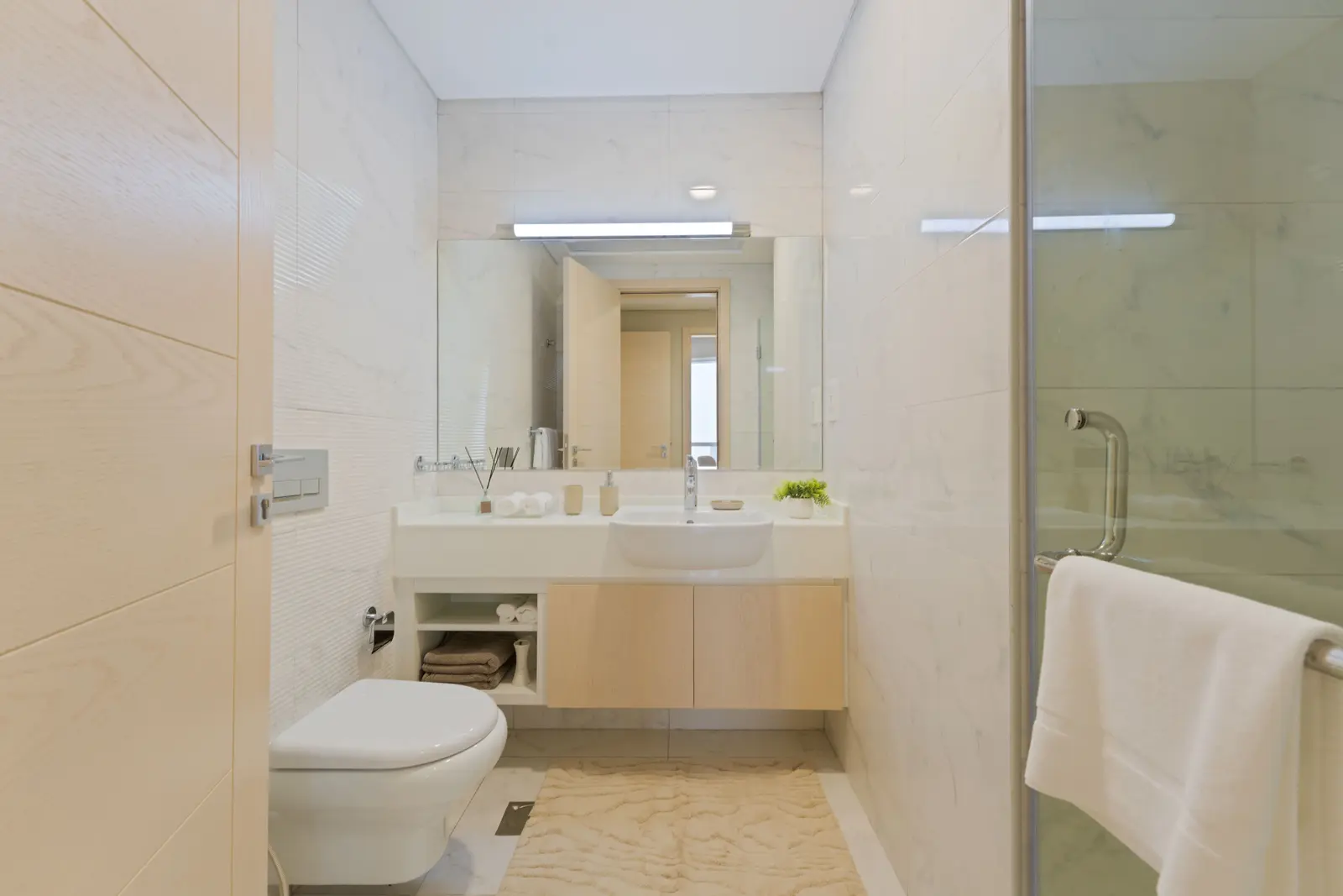 Leaf Tower in Al Reem Island by MAAM Group - Interior Image 7